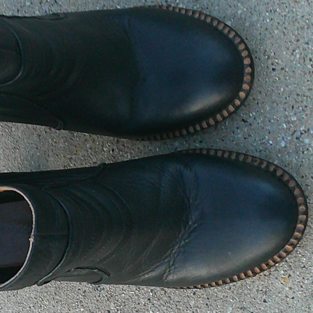 Free People Black Leather Ankle Boots - Picture 4 of 9